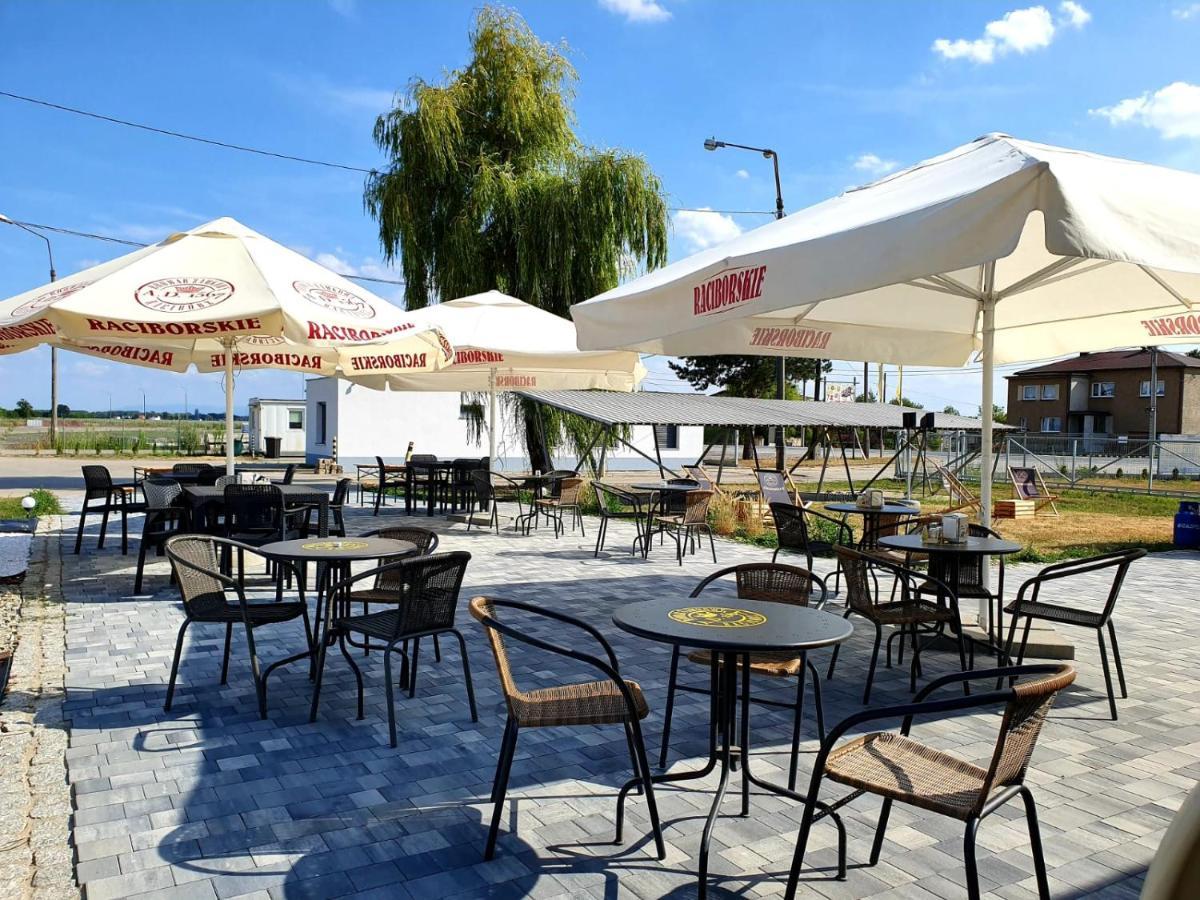 Przystanek Roszkow -Noclegi I Restauracja Екстер'єр фото